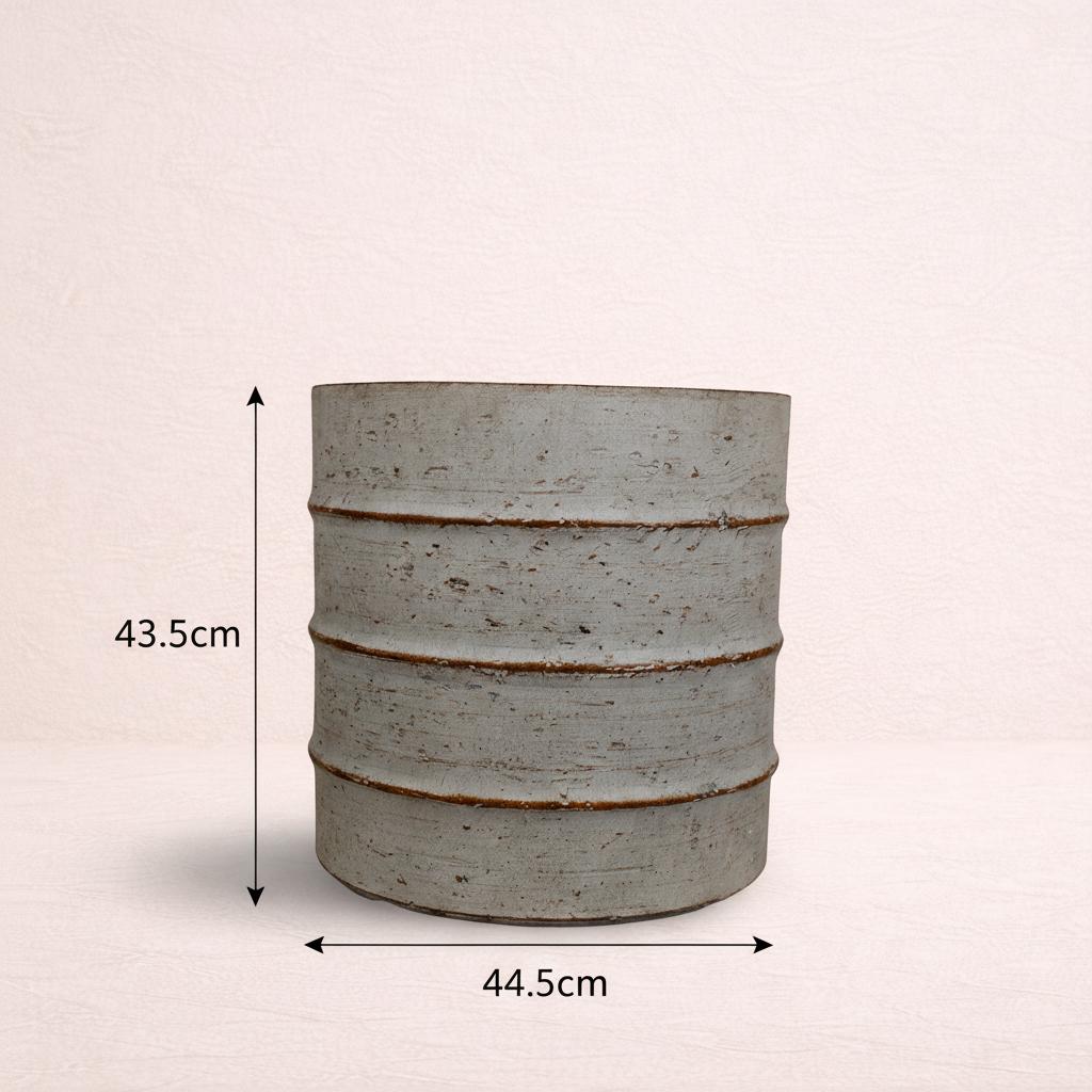 The Strata Planter