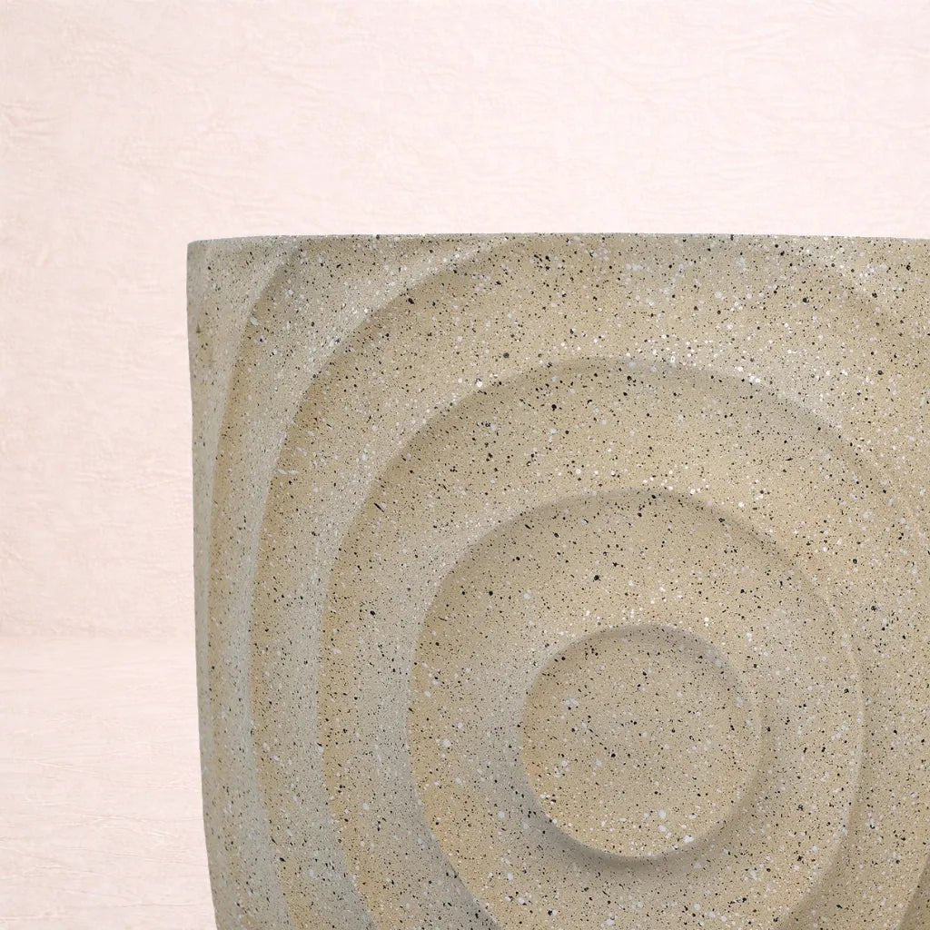 Axis Planter