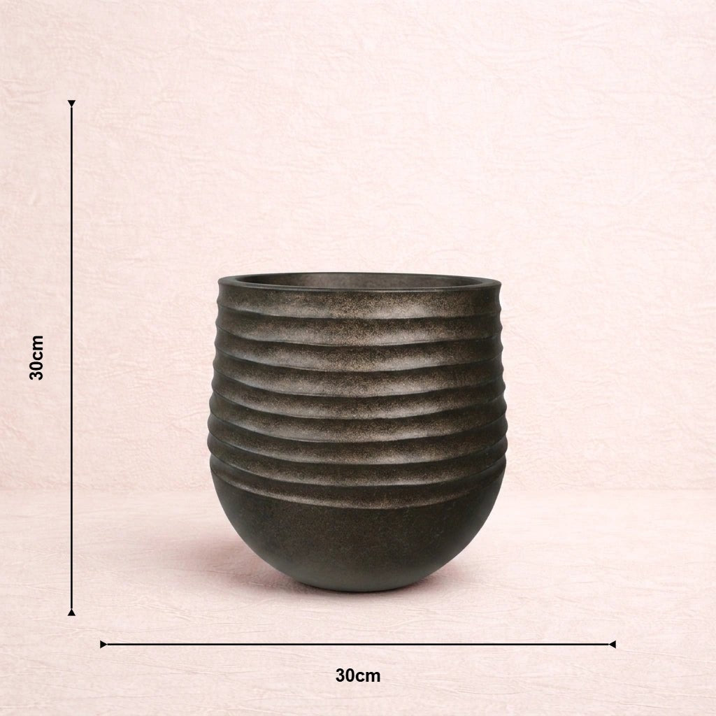 Strata Round Planter