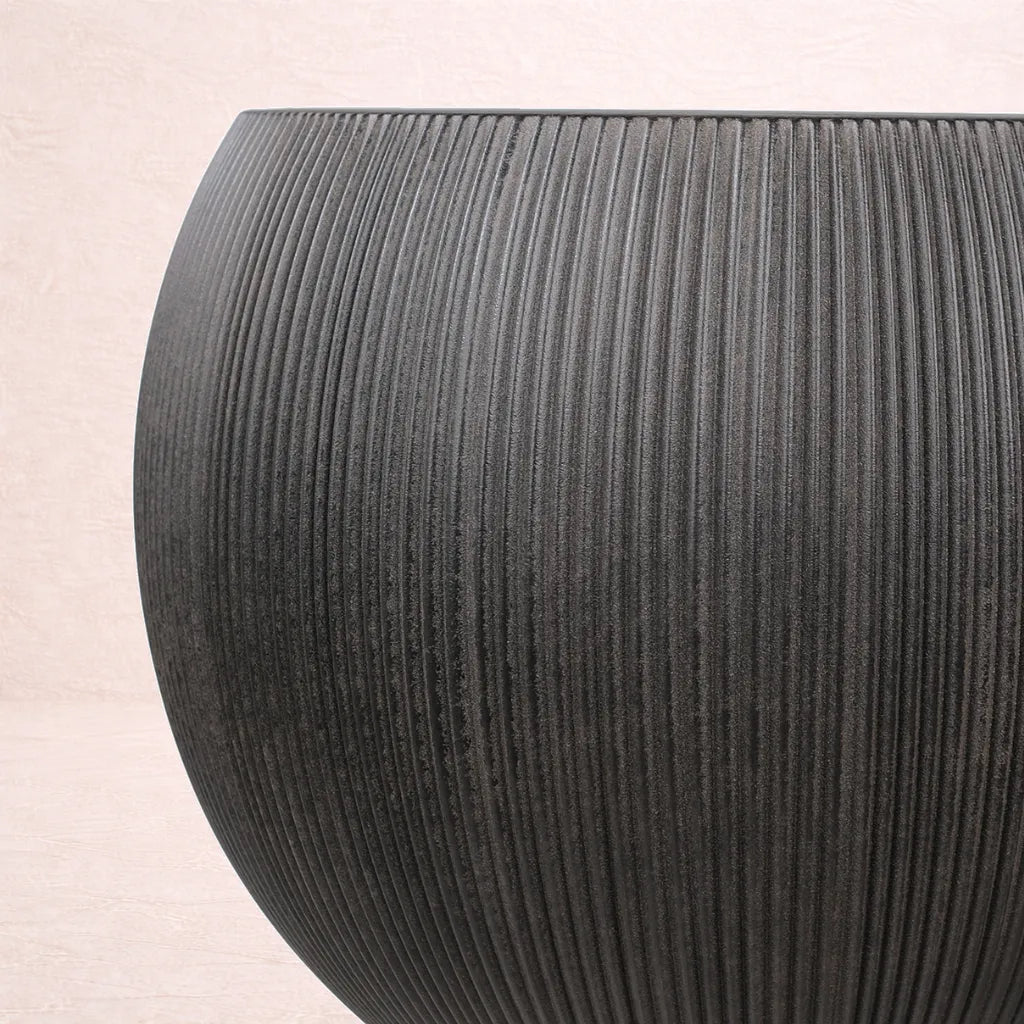 Obsidian Planter