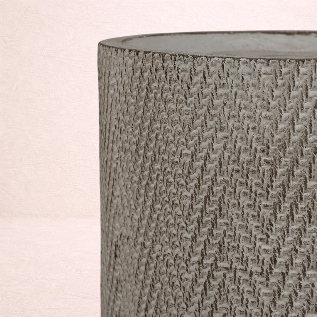 The Tripod Pot